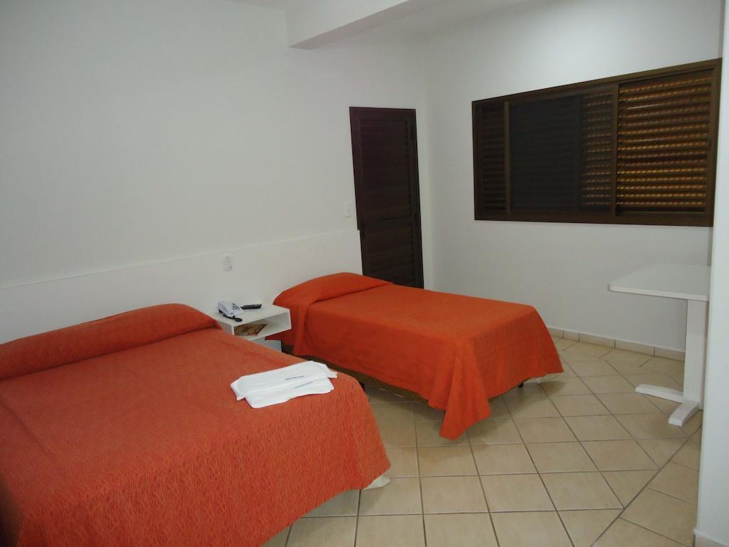 Big Executive Hotel Araguari Camera foto