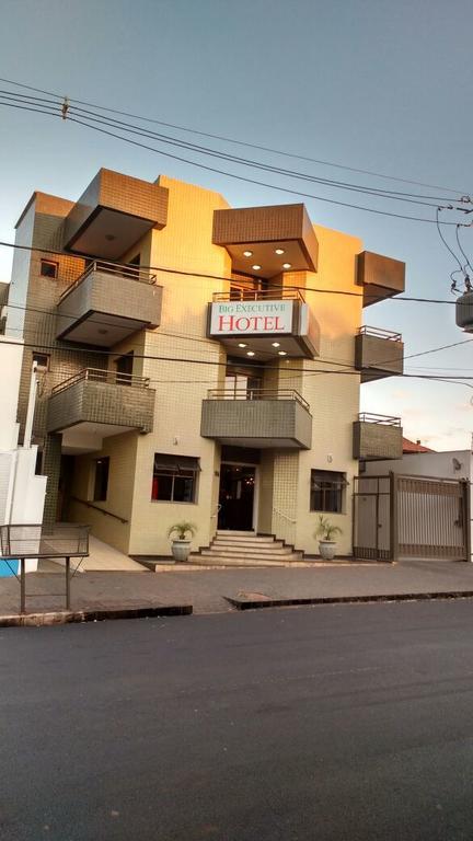 Big Executive Hotel Araguari Esterno foto
